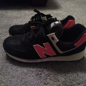 New balance shoes